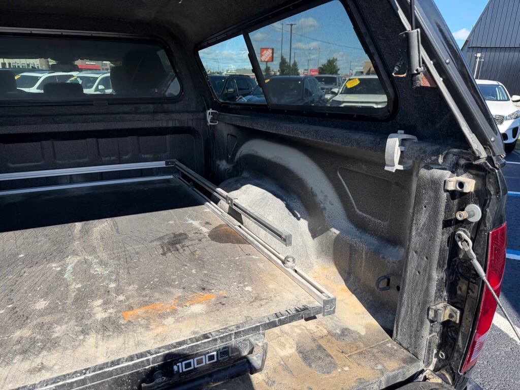 Used 2022 RAM 1500 Classic SLT w/ Electronics Convenience Group AWD/4WD image 44
