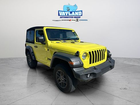 Certified 2024 Jeep Wrangler Sport AWD/4WD image 7