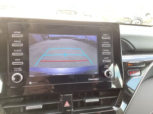Used 2024 Toyota Camry SE FWD image 19