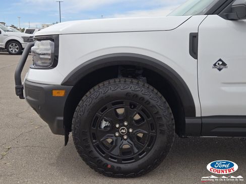 New 2026 Ford Bronco Sport Outer Banks w/ Sasquatch Outer Banks Package AWD/4WD image 5