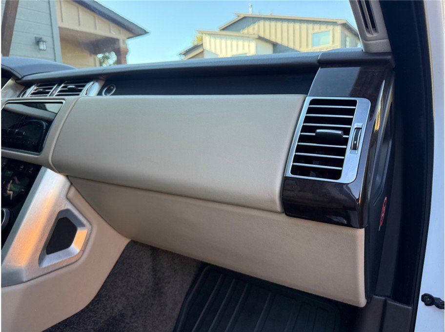 Used 2018 Land Rover Range Rover HSE AWD/4WD image 37