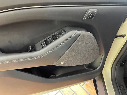 Used 2025 Ford Mustang Mach-E Premium RWD image 19