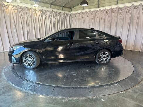 Used 2024 Kia Forte GT-Line w/ GT-Line Premium Package FWD image 8