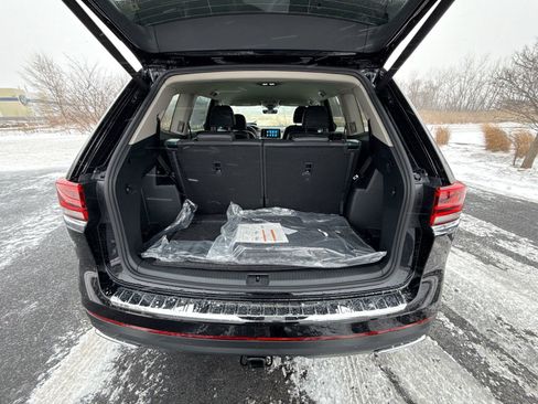 New 2026 Volkswagen Atlas SE image 24