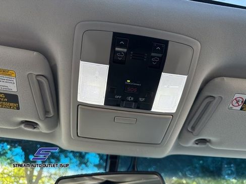 Used 2019 Lexus GX 460 image 42