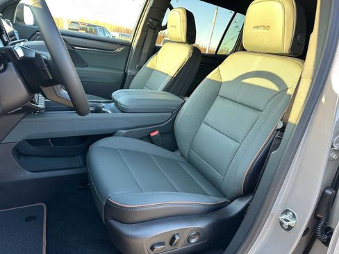 New 2026 GMC Acadia AT4 w/ LPO, Floor Liner Package image 23