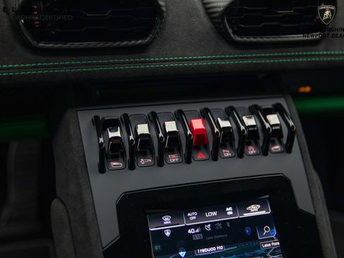 Used 2023 Lamborghini Huracan Tecnica image 28