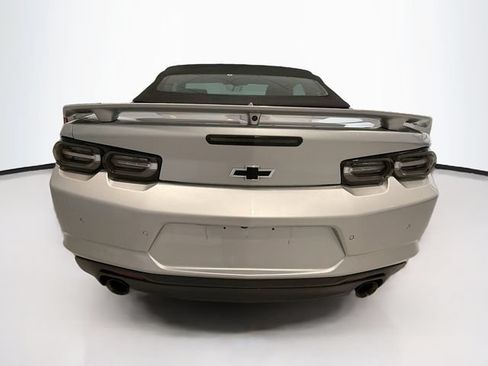 Used 2019 Chevrolet Camaro SS RWD image 7