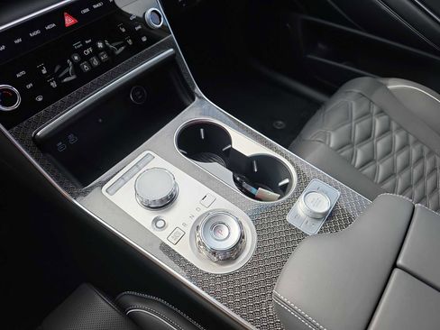 New 2026 Genesis GV80 3.5T e-SC image 21