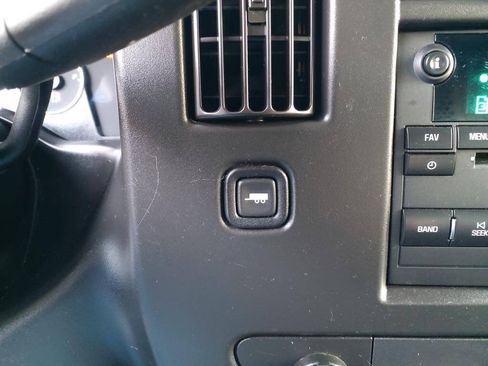 Used 2019 Chevrolet Express 2500 w/ Driver Convenience Package RWD image 22