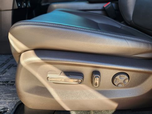 Certified 2023 Honda Odyssey Touring image 23