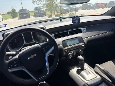 Used 2013 Chevrolet Camaro LS RWD image 7