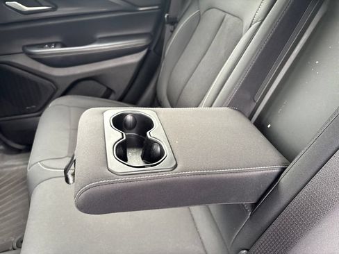 Used 2023 Jeep Grand Cherokee Laredo RWD image 24