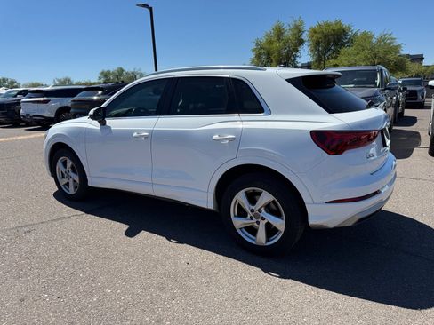 Used 2019 Audi Q3 2.0T Premium AWD/4WD image 6