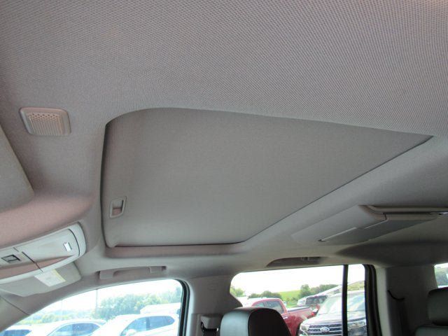 Used 2015 Chevrolet Suburban LTZ AWD/4WD image 30
