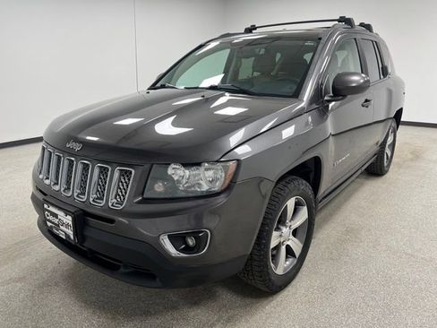 Used 2016 Jeep Compass High Altitude AWD/4WD image 4