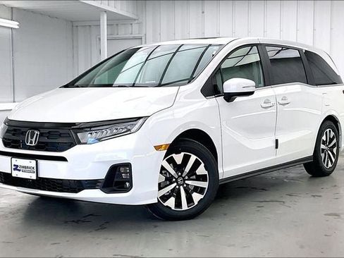 New 2026 Honda Odyssey EX-L image 2