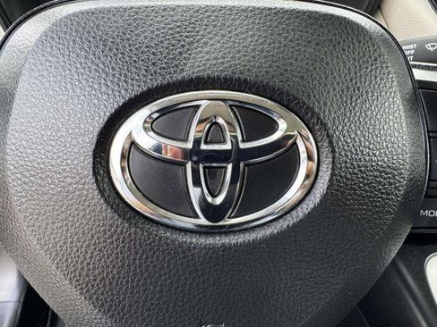 Used 2023 Toyota Corolla LE FWD image 28