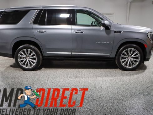 Used 2021 GMC Yukon Denali w/ Denali Premium Package image 6