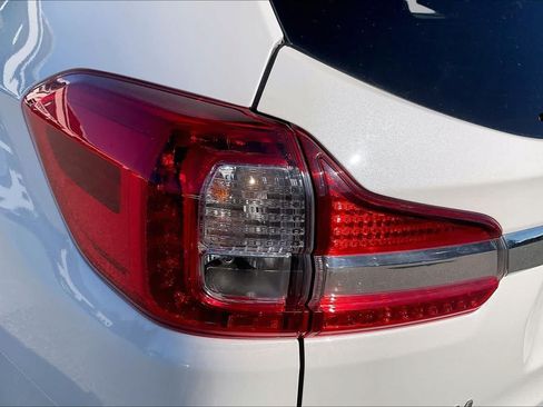 Used 2019 Subaru Ascent Limited w/ Popular Package #2 AWD/4WD image 27