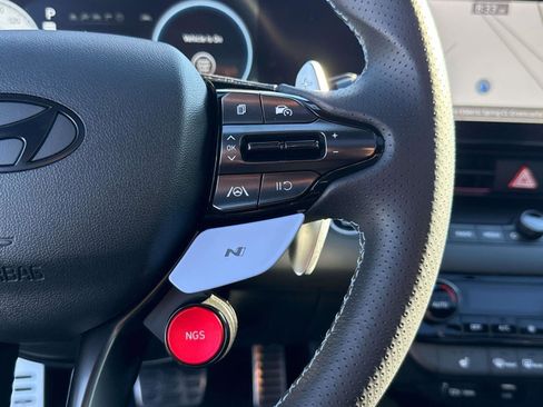 Used 2025 Hyundai Elantra N image 8