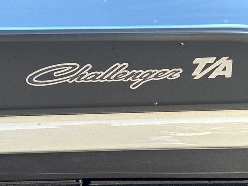 Used 2017 Dodge Challenger R/T w/ Quick Order Package 28P T/A RWD image 3