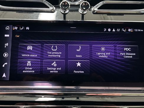 Used 2023 Bentley Bentayga AWD/4WD image 36