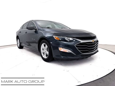 Used 2020 Chevrolet Malibu LS w/ LPO, Convenience Package 2 FWD image 1