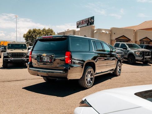 Used 2015 Chevrolet Suburban LTZ AWD/4WD image 7