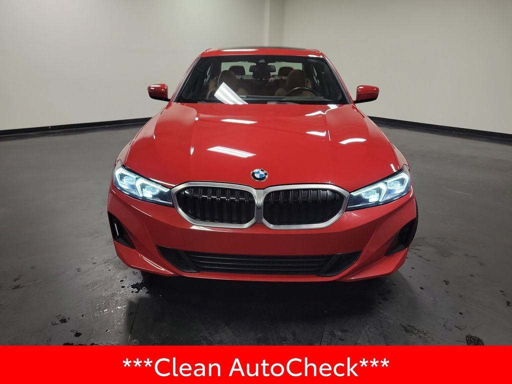 Used 2024 BMW 330i xDrive Sedan w/ Premium Package AWD/4WD image 3