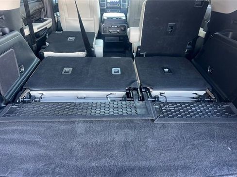 Used 2020 Ford Expedition Platinum image 18