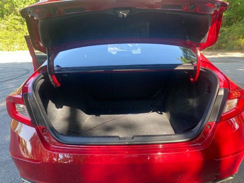 Used 2021 Honda Accord Sport Special Edition image 12