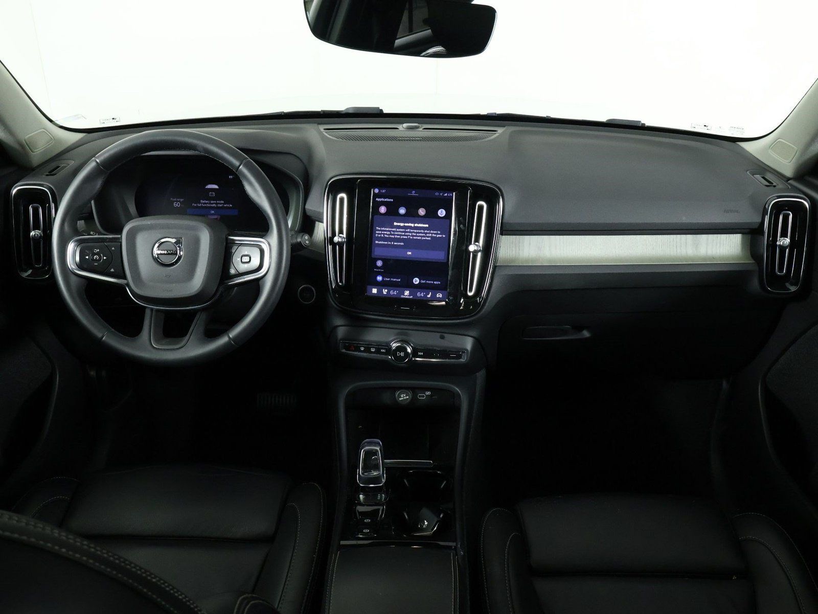Used 2023 Volvo XC40 B5 Ultimate w/ Protection Package Premier AWD/4WD image 7