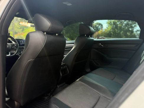 Used 2021 Honda Accord Sport image 11