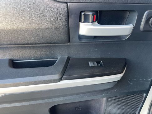 Used 2014 Toyota Tundra SR5 w/ SR5 Upgrade Package image 21