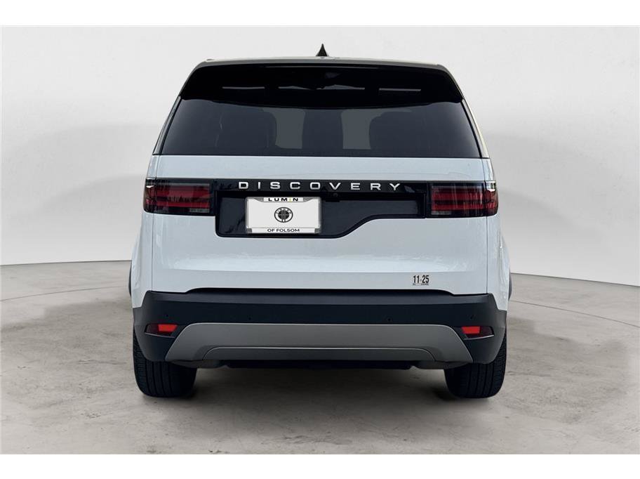 Used 2024 Land Rover Discovery S AWD/4WD image 4