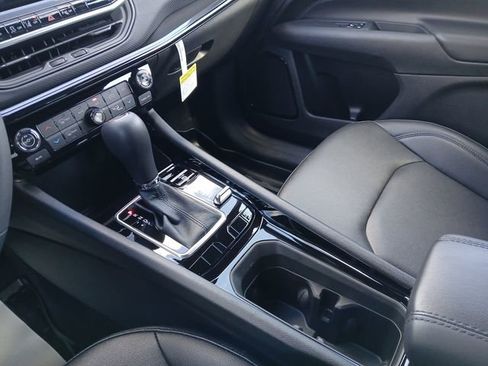New 2026 Jeep Compass Limited AWD/4WD image 28