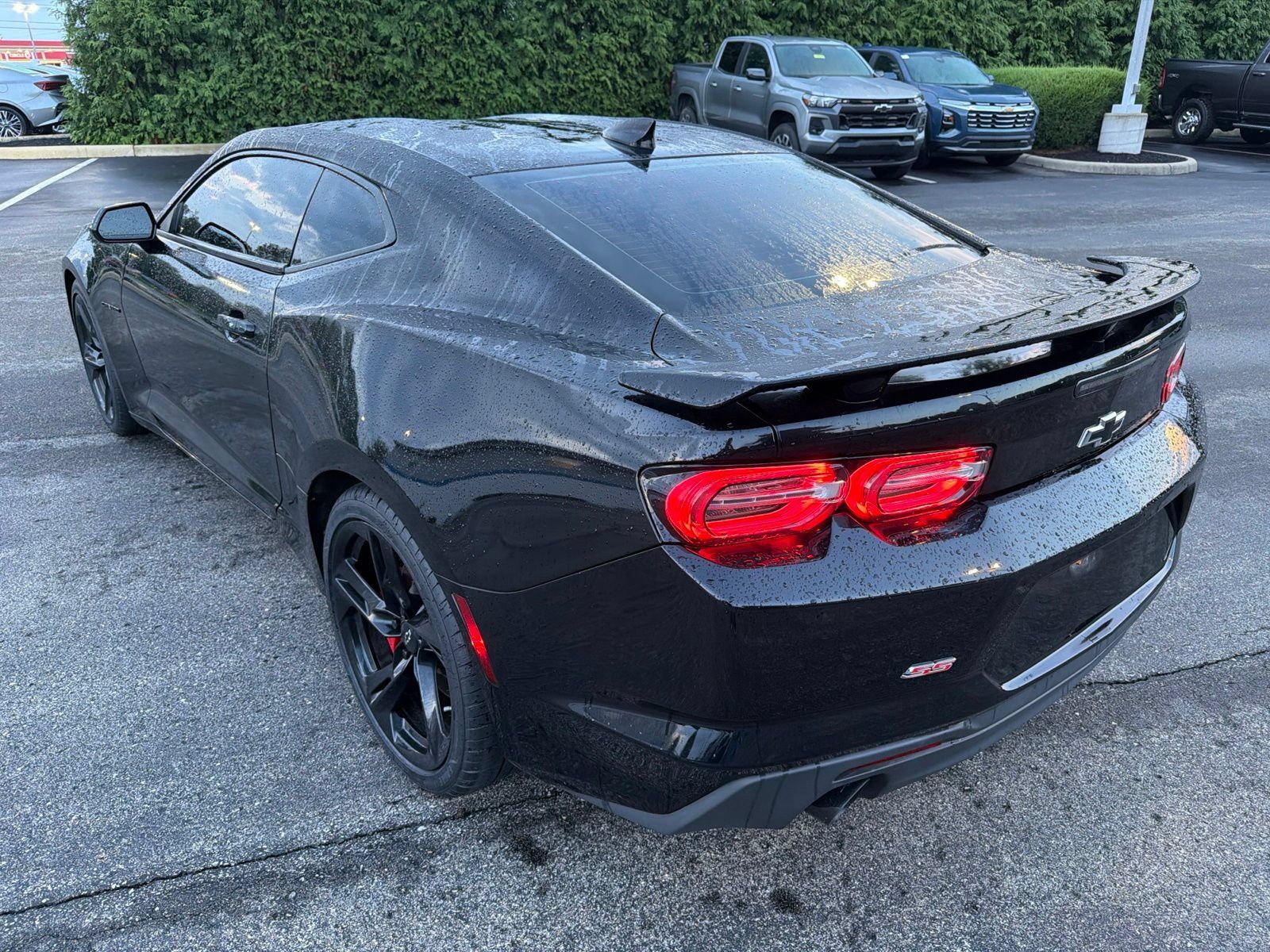 Used 2021 Chevrolet Camaro SS RWD image 3