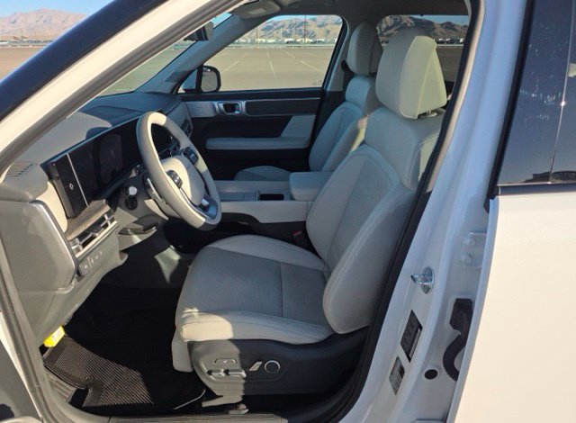 Used 2026 Hyundai Santa Fe Calligraphy AWD/4WD image 9