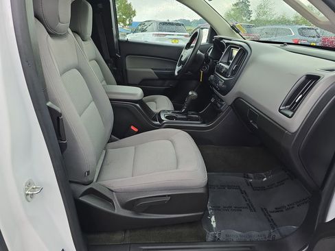 Used 2017 Chevrolet Colorado W/T image 27