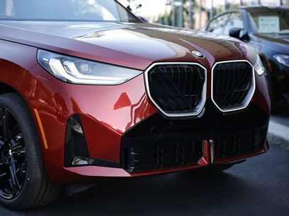 New 2026 BMW X3 xDrive30i w/ Premium Package