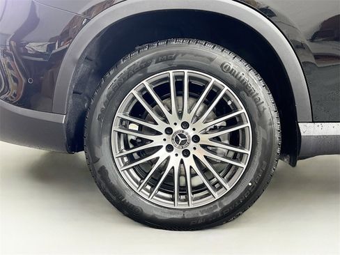 New 2025 Mercedes-Benz GLC 300 4MATIC image 33