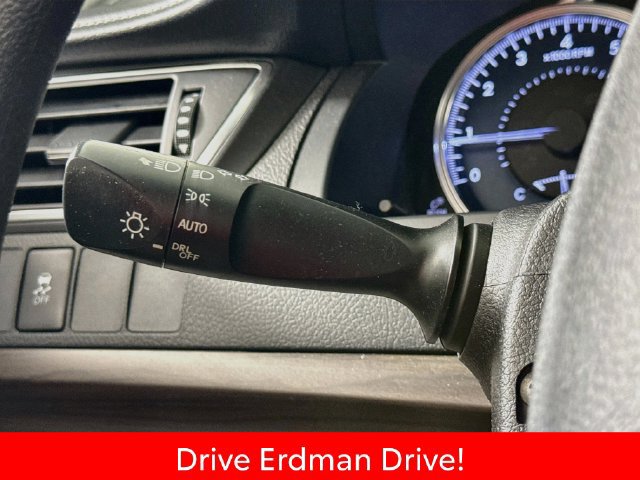 Certified 2017 Toyota Camry LE FWD image 15