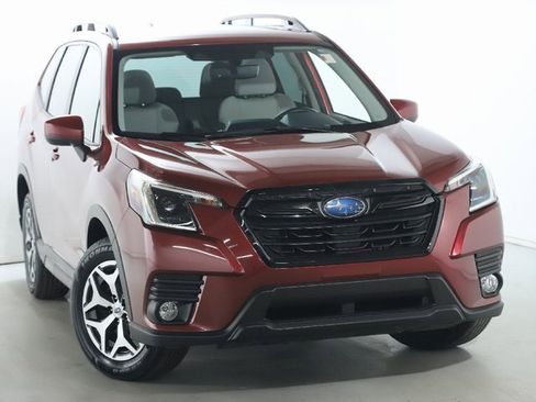 Certified 2023 Subaru Forester Premium image 2