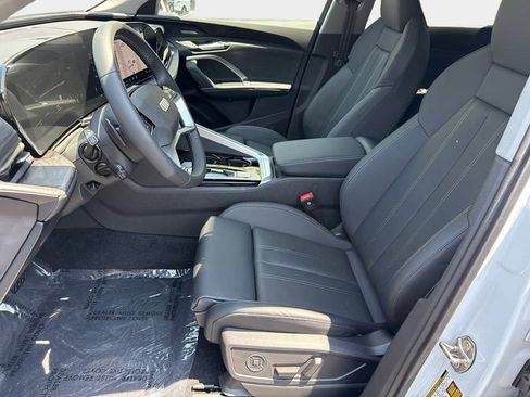 Certified 2025 Audi Q5 Premium Plus w/ Premium Plus AWD/4WD image 17