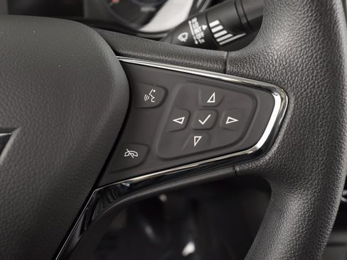 Used 2018 Chevrolet Cruze LT image 16