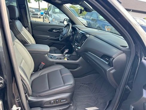 Used 2023 Chevrolet Traverse RS w/ LPO, Floor Liner Package AWD/4WD image 27