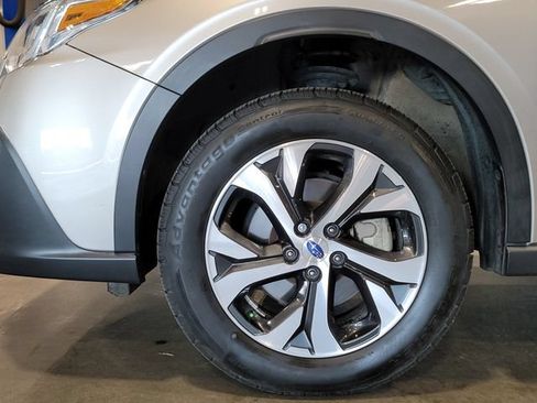 Used 2020 Subaru Outback Limited AWD/4WD image 16