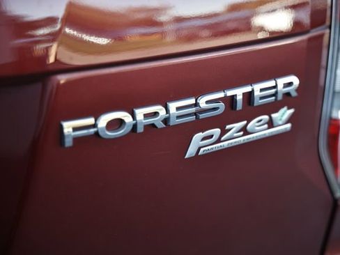 Used 2014 Subaru Forester 2.5i Touring image 11