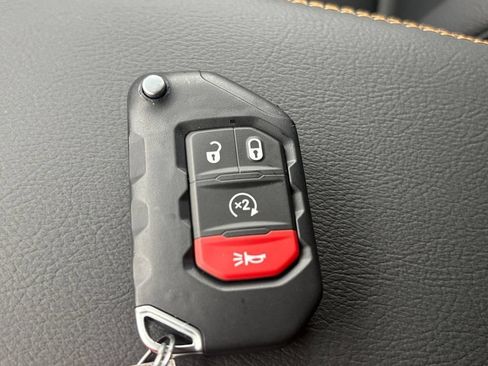 New 2026 Jeep Wrangler Unlimited Sahara AWD/4WD image 33